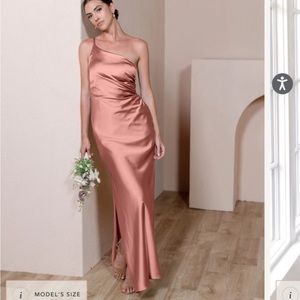 Revelry jade satin dress size 10 in desert rose.